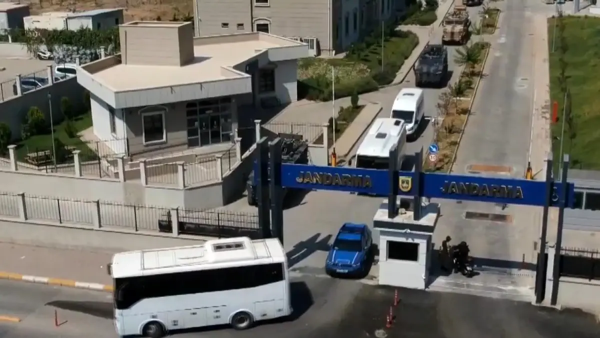 sanliurfada uyusturucu ve silah kacakciligi operasyonu 12 gozalti aq6P79zd.jpg