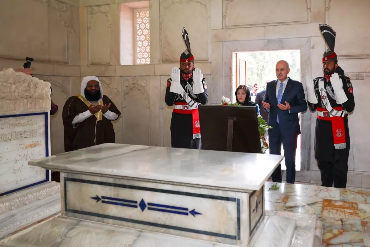 tbmm baskani numan kurtulmus pakistanda ikbalin turbesini ziyaret etti 4kMi4nrt.jpg